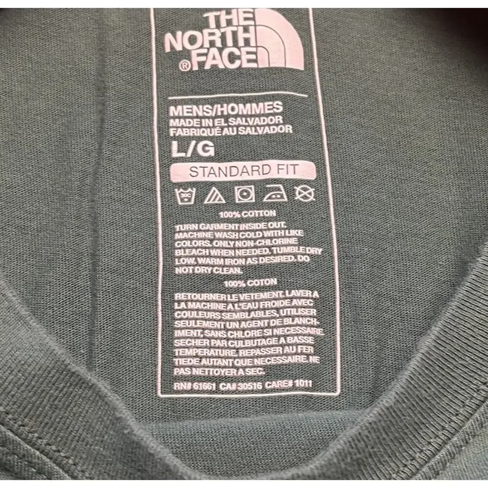 The North Face Shirt Standard Fit Cotton T-Shirt Lot Mens 2 Large Short Sleeve